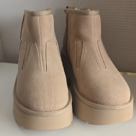 UGG CLASSIC ULTRA MINI HEIGHTS HICKORY PLATFORM BOOTS SIZE 10 - Picture 4 of 5